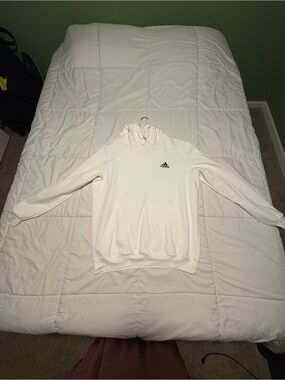 adidas Men’s White Crewneck Sweatshirt with Trefoil Logo